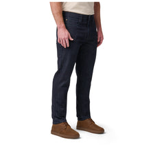 Defender-Flex Slim Jean