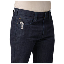 Defender-Flex Slim Jean