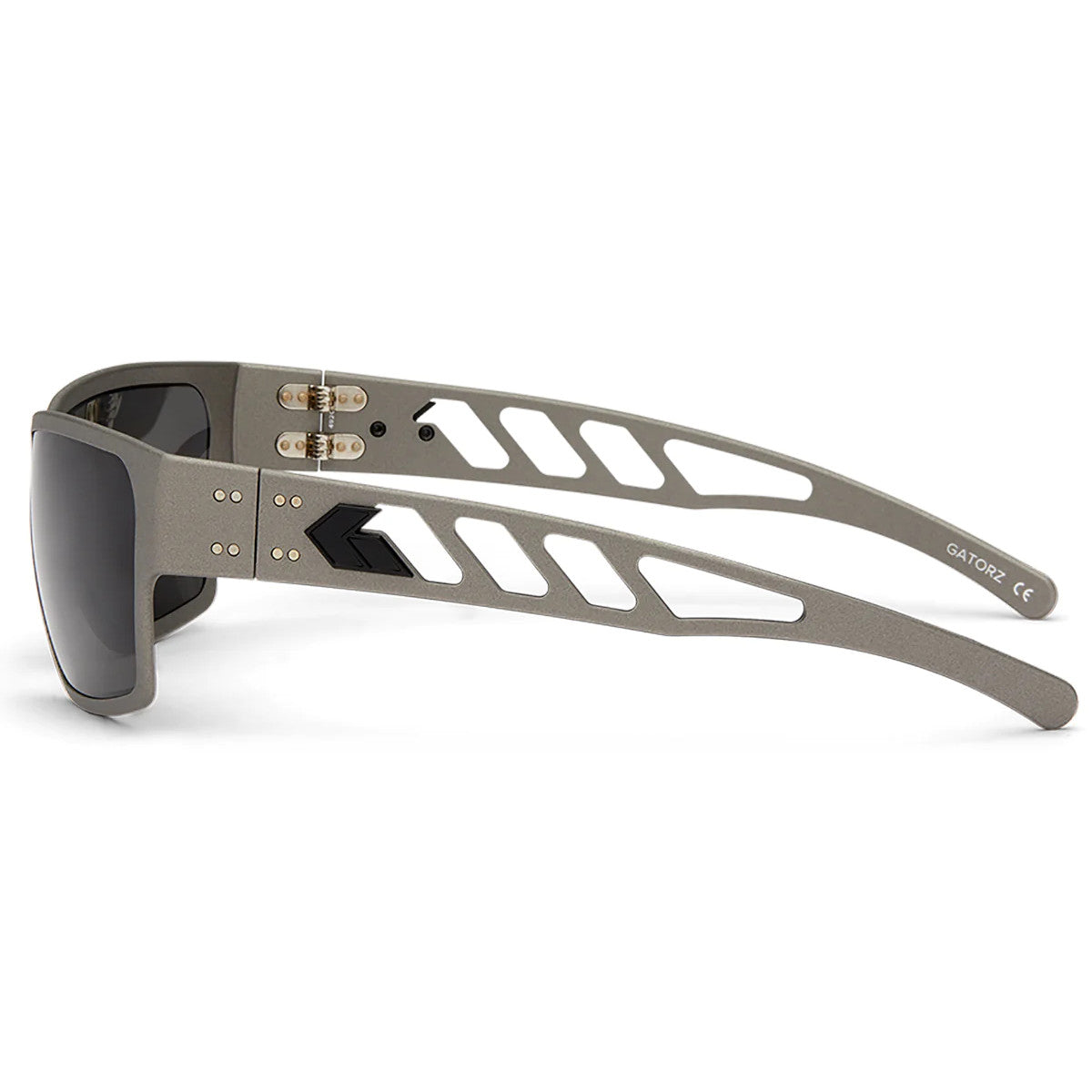 DELTA M4 - CERAKOTE GUNMETAL / SMOKE POLARIZED – 5.11 Tactical Japan